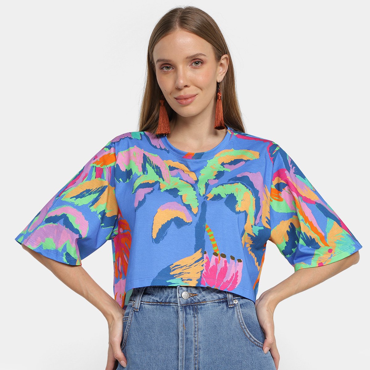 Camiseta Farm Cropped Selva Pintada Feminina - Estampado Menor preço em Camiseta Farm Cropped Selva Pintada Feminina - Estampado
