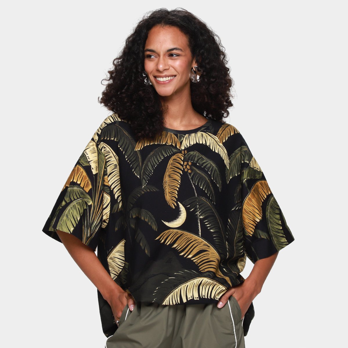 Camiseta Farm Itacaré Coquetel é ruim? Camiseta Farm Itacaré Coquetel é boa?