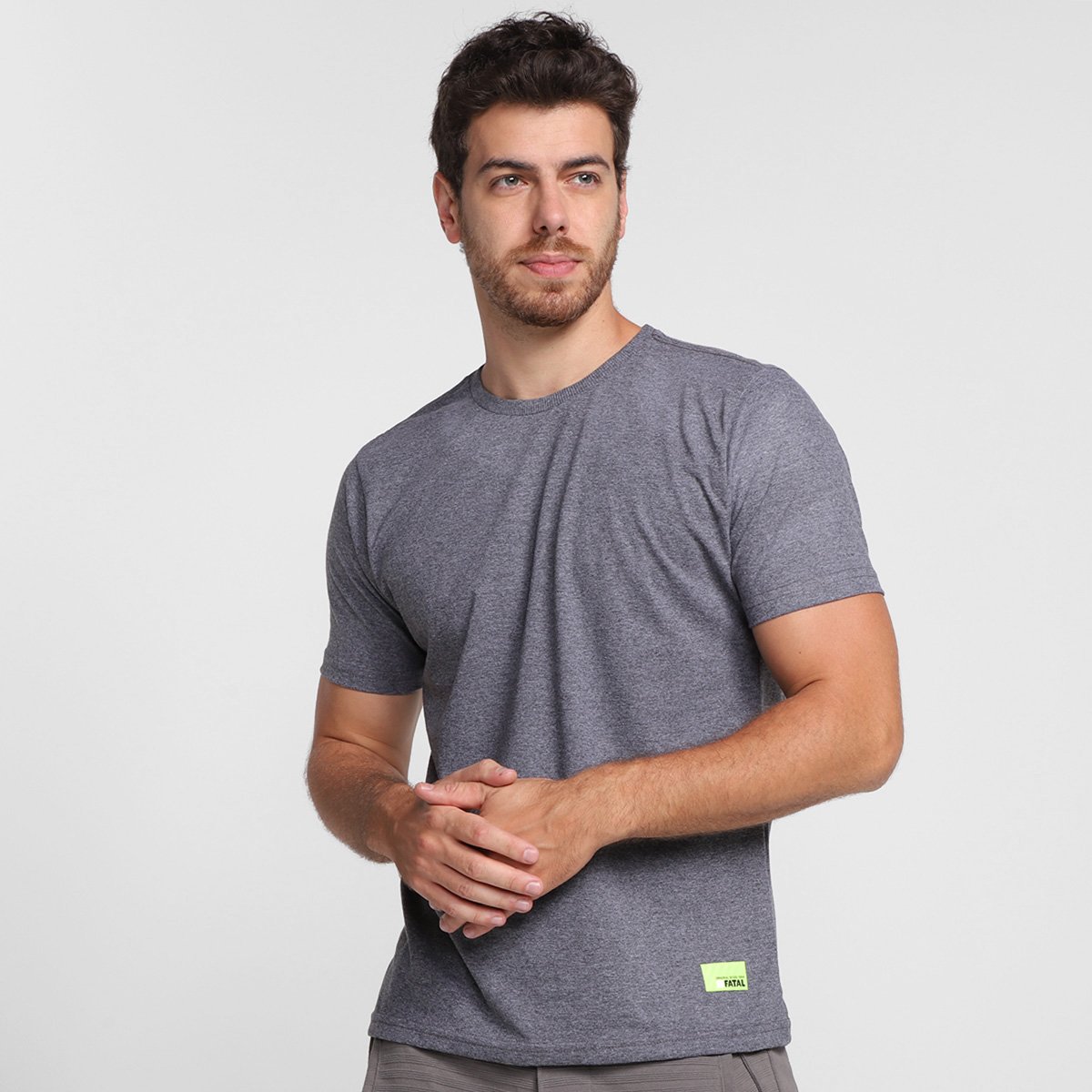 Camiseta Fatal Fashion Lisa Masculina - Grafite Menor preço em Camiseta Fatal Fashion Lisa Masculina - Grafite
