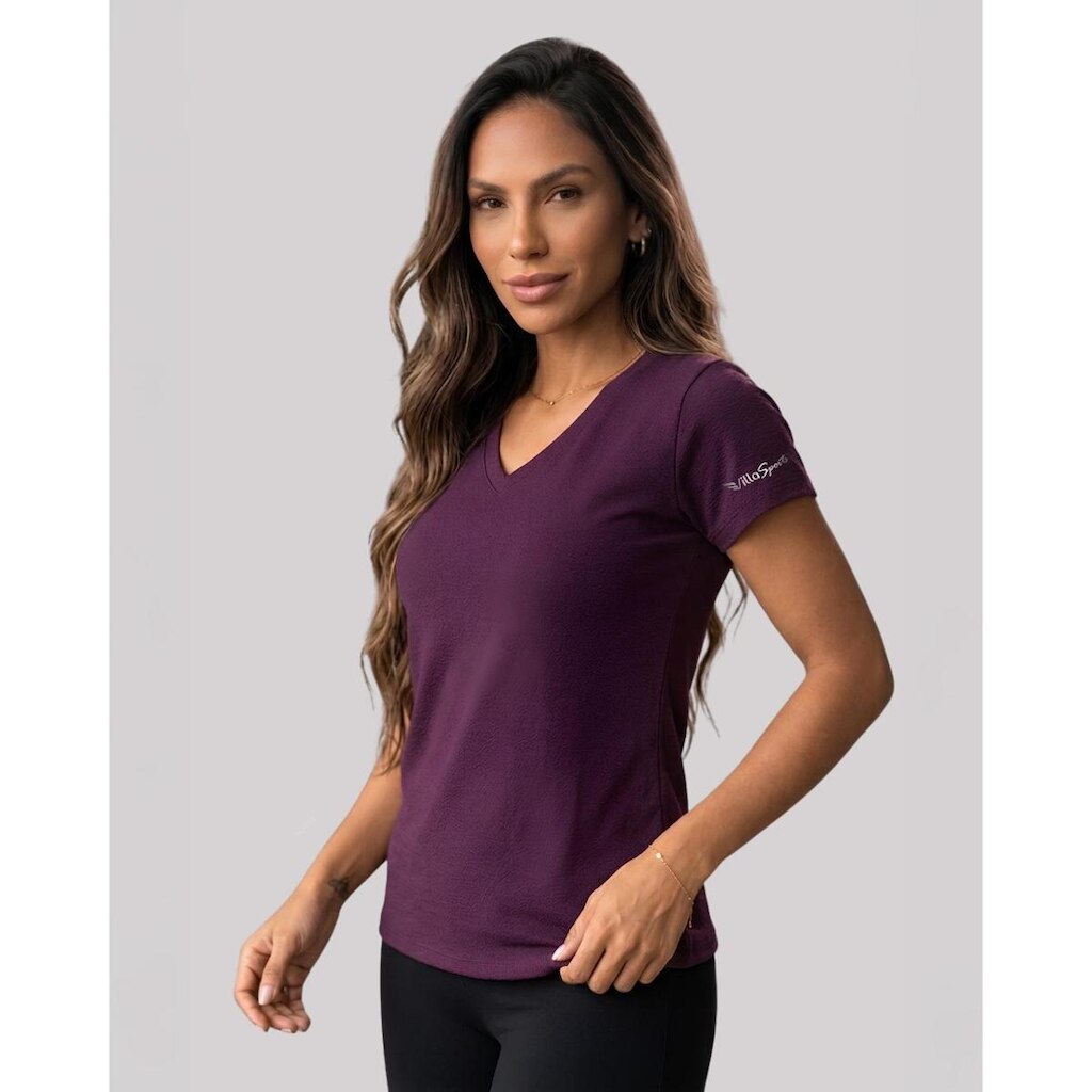 Camiseta Feminina Baby Look Dry Poliamida Decote V Academia Villa Sports Verde Claro