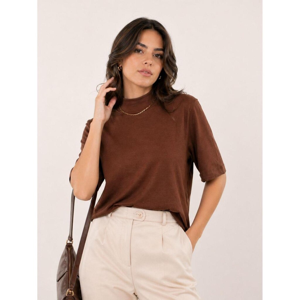 Camiseta Feminina T-shirt Aveloz Gola Alta E Manga 3/4 Marrom Escuro