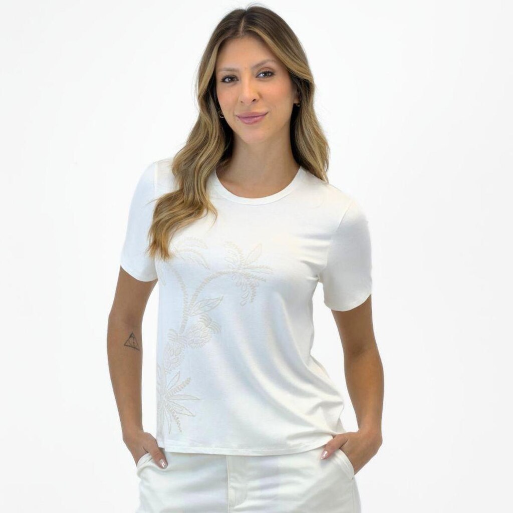 Camiseta Formitz T-Shirt Manga Curta Gola Redonda com Estampa Feminina