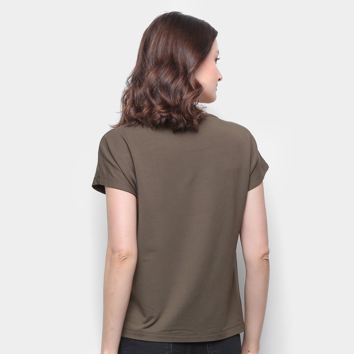 Camiseta Forum Básica Lisa Feminina - Verde Menor preço em Camiseta Forum Básica Lisa Feminina - Verde