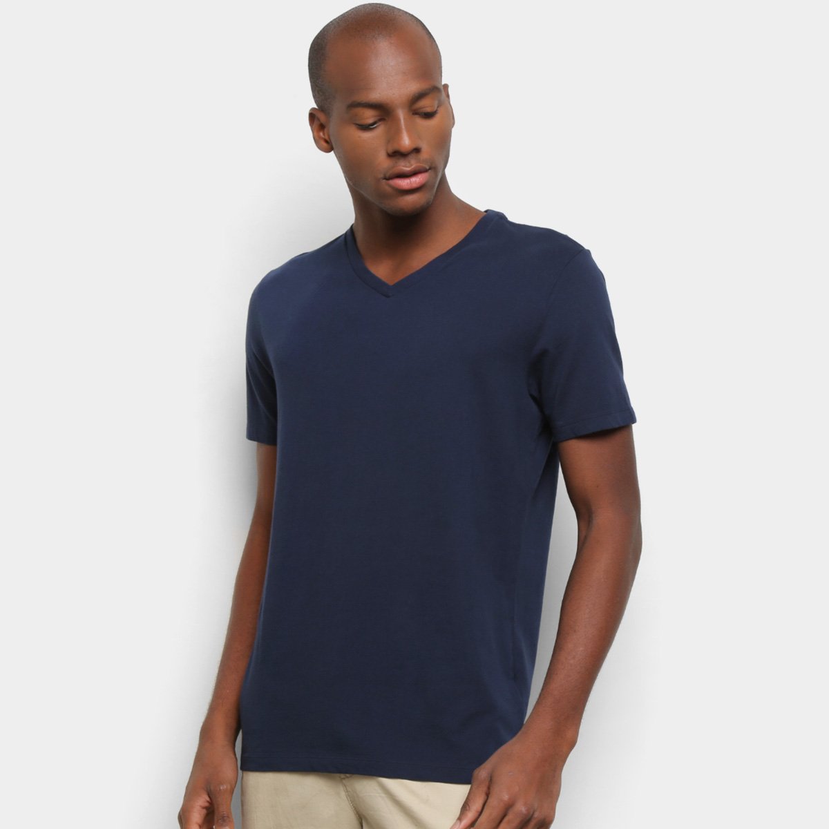Camiseta GAP Básica Gola V Masculina - Marinho Menor preço em Camiseta GAP Básica Gola V Masculina - Marinho
