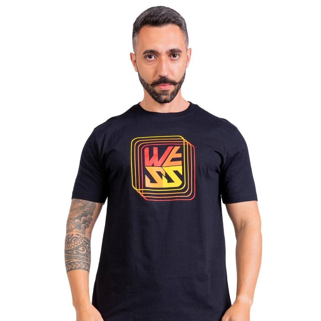 Camiseta Geometric Holographic Preta He Wess Clothing