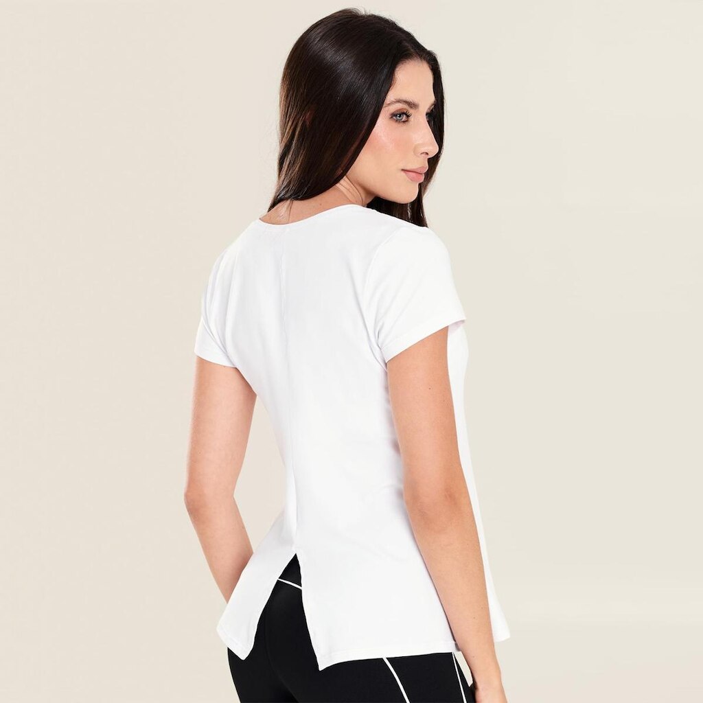 Camiseta Gola v Abertura Costas Preto Microfibra Donna Carioca
