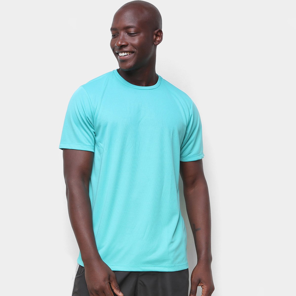 Camiseta Gonew Dry Touch Básica Fast Masculina - Verde Menor preço em Camiseta Gonew Dry Touch Básica Fast Masculina - Verde