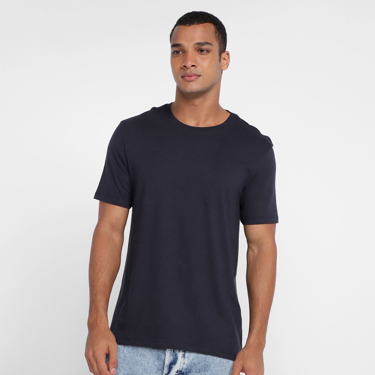 Camiseta Hering Básic Lisa Masculina Menor preço em Camiseta Hering Básic Lisa Masculina