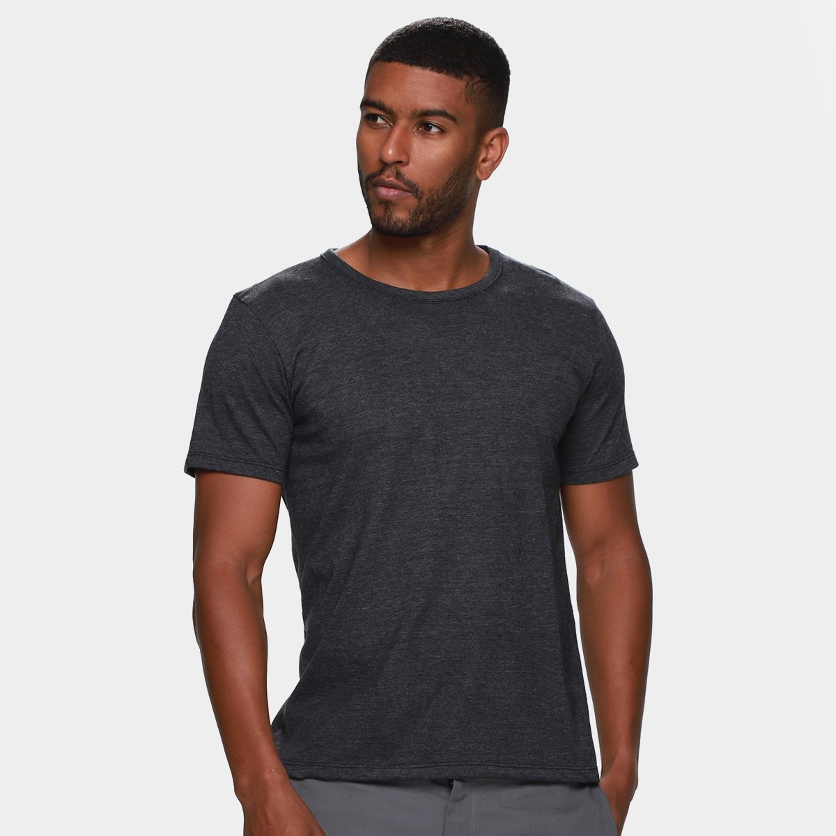 Camiseta Hering Slim Básica Masculina Menor preço em Camiseta Hering Slim Básica Masculina