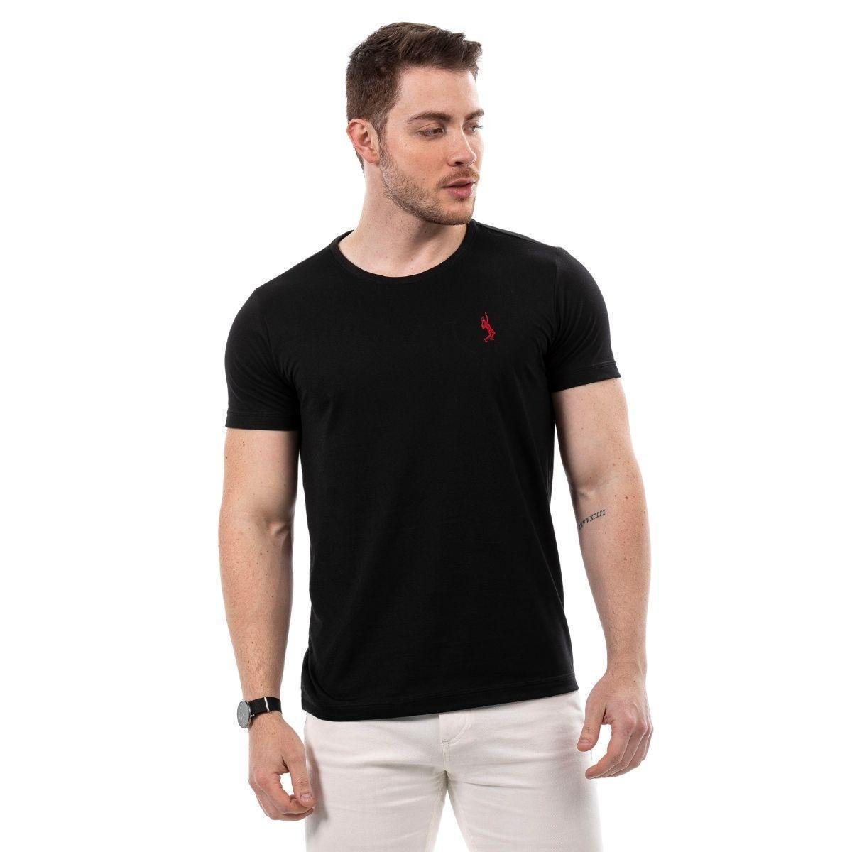 Camiseta John Pull Masculina Algodão Casual Moderno - Preto Menor preço em Camiseta John Pull Masculina Algodão Casual Moderno - Preto