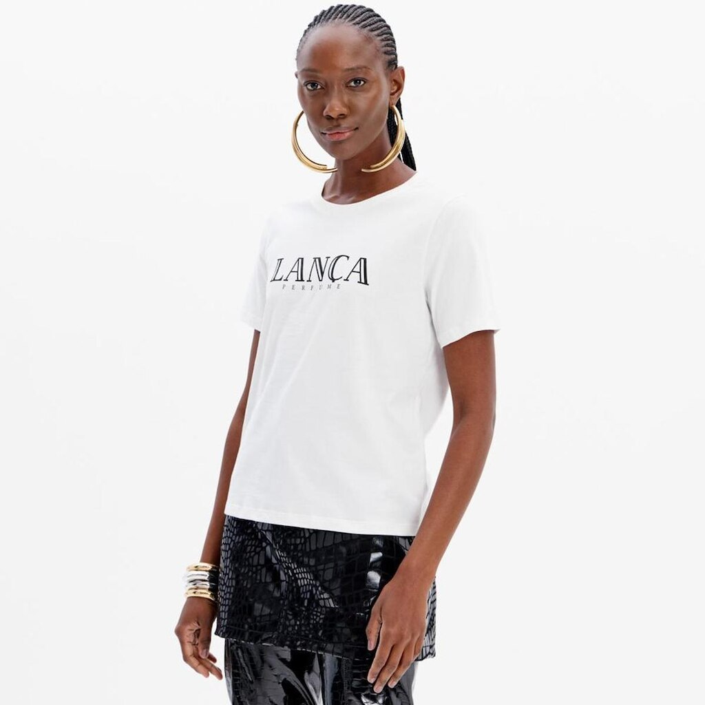 Camiseta Lança Perfume Curta Name Feminino