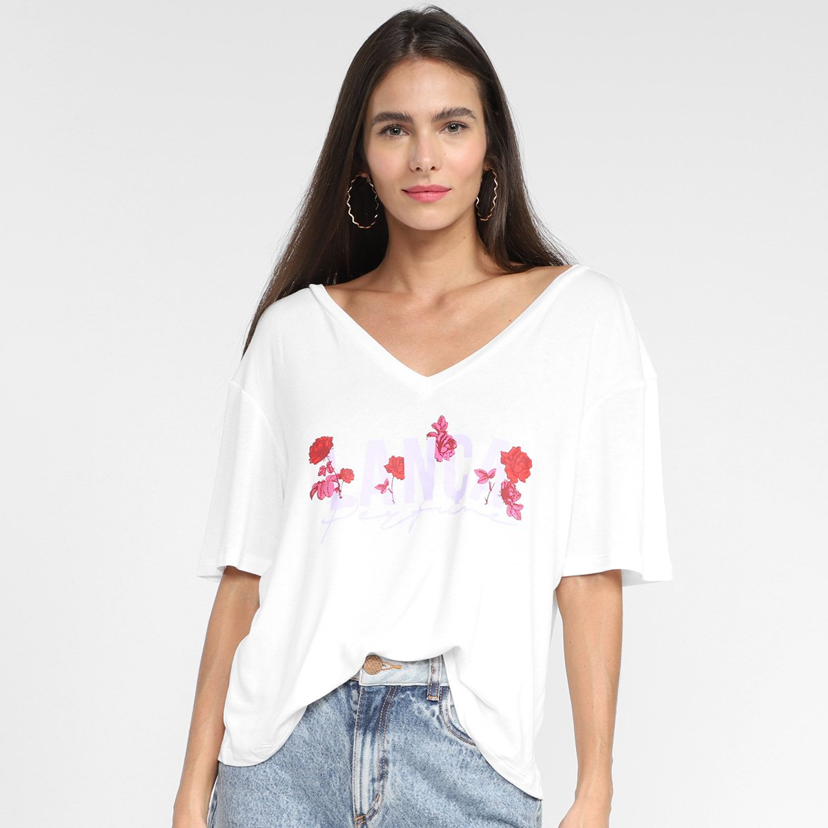 Camiseta Lança Perfume Decote V Floral Feminina - Branco Menor preço em Camiseta Lança Perfume Decote V Floral Feminina - Branco