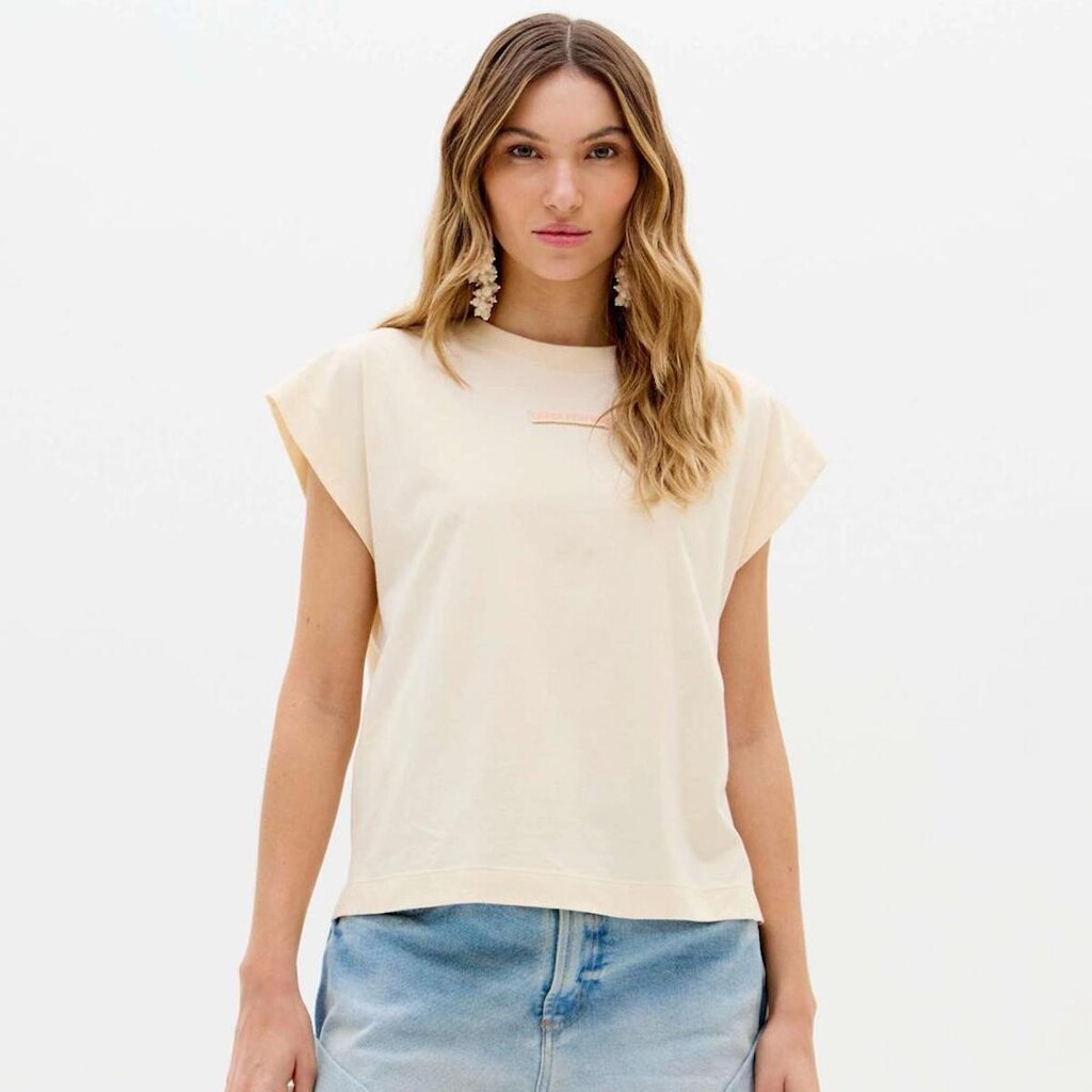 Camiseta Lança Perfume Sem Manga Feminino