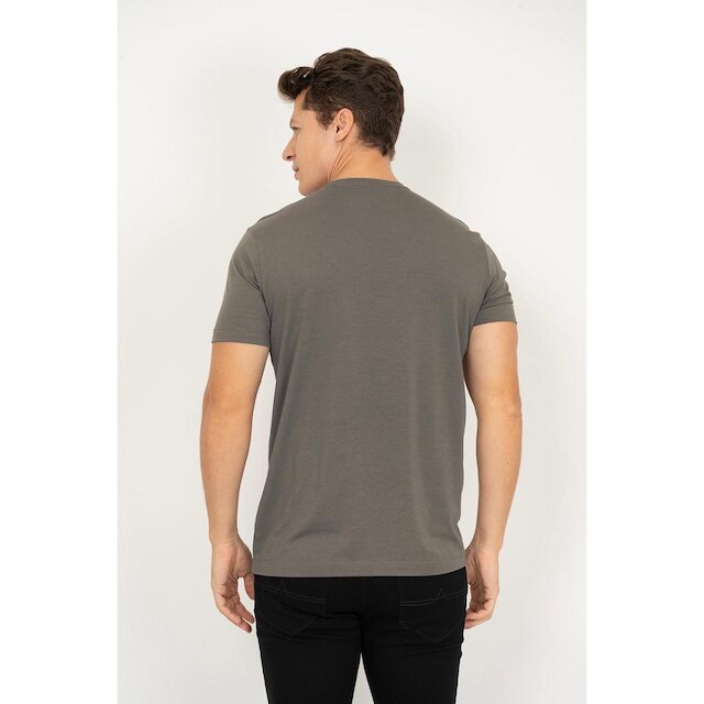 Camiseta Lisa Aleatory Pima Chumbo