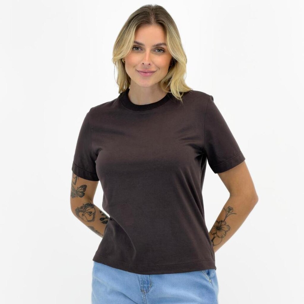 Camiseta Malwee Básica Manga Curta Feminina