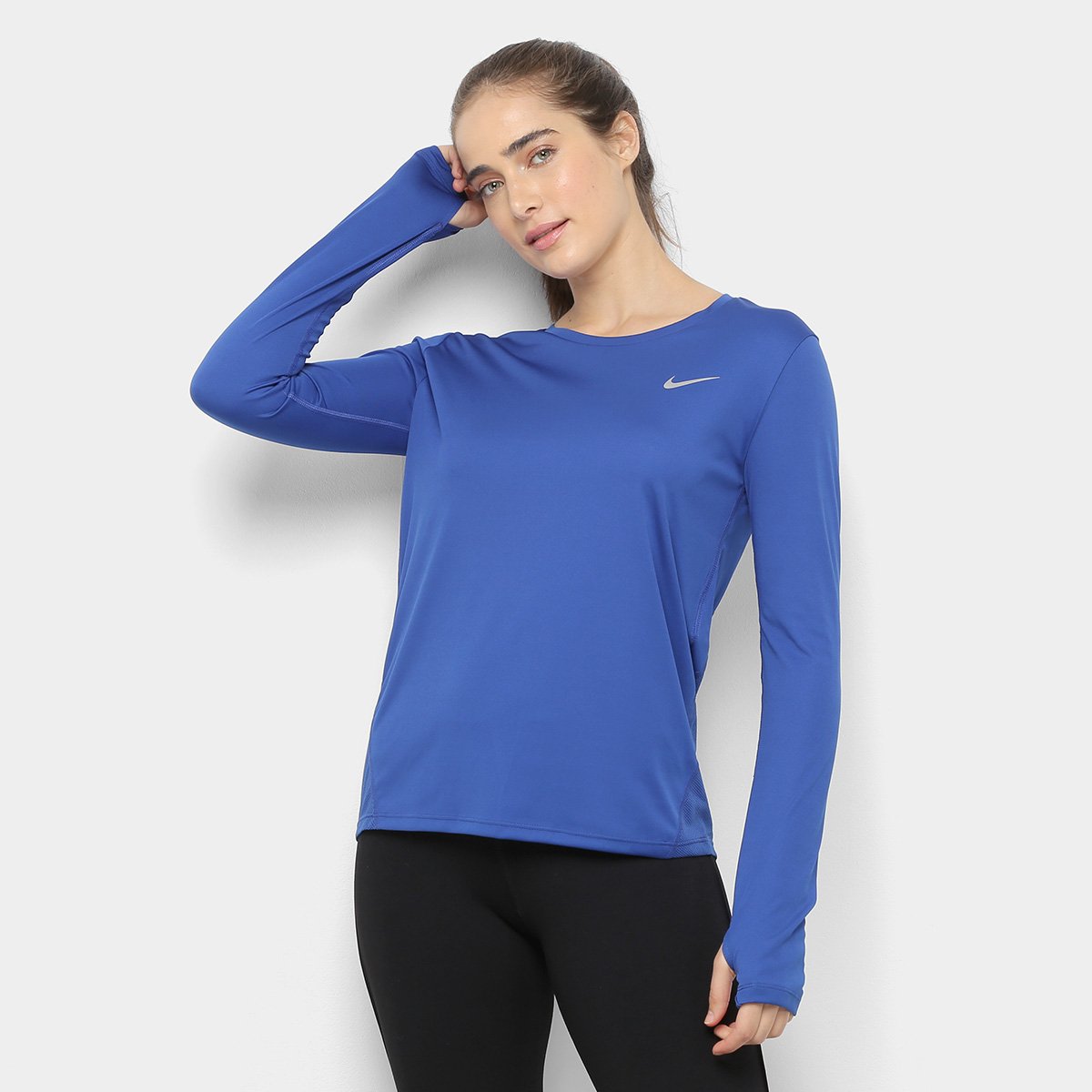 Camiseta Manga Longa Nike Dri-Fit Miler Feminina - Marinho é ruim? Camiseta Manga Longa Nike Dri-Fit Miler Feminina - Marinho é boa?