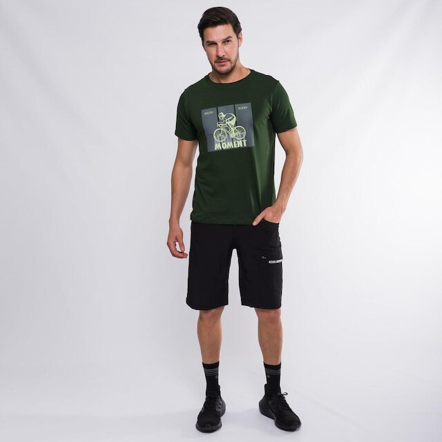 Camiseta Márcio May Sports Verde - Estampa Enjoy Every Moment Algodão Premium