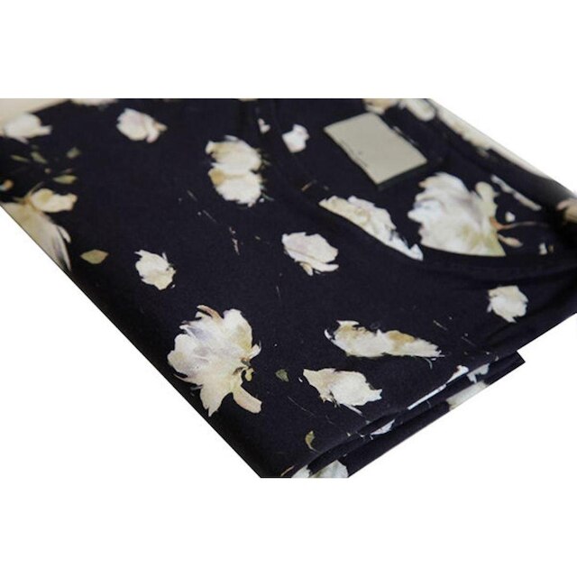 Camiseta Masculina Ixória Básica Estampada Floral Preta