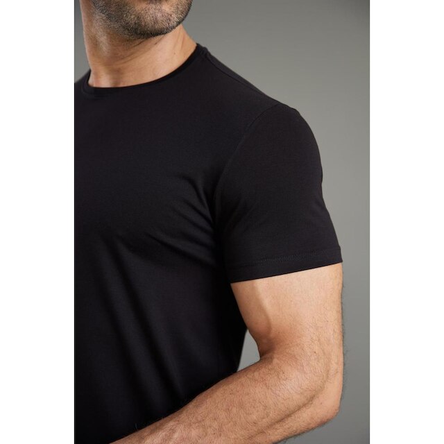 Camiseta Masculina Slim em Algodão Pima Manga Curta Dialogo