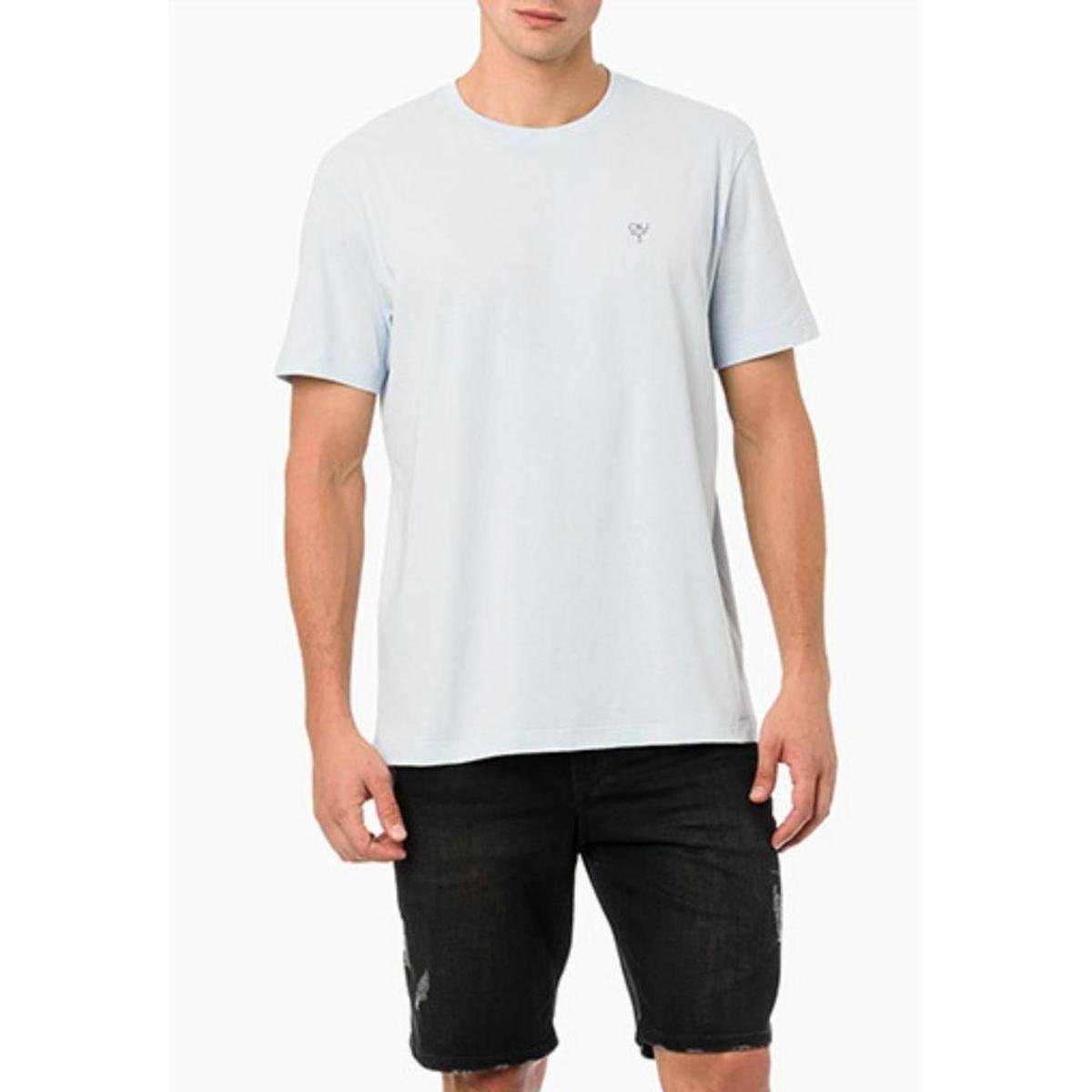 Camiseta Mc Ckj Masc Ômega Peito Calvin Klein Jeans - Azul Claro GG - Azul Claro Menor preço em Camiseta Mc Ckj Masc Ômega Peito Calvin Klein Jeans - Azul Claro GG - Azul Claro