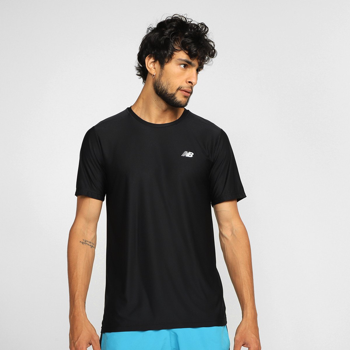 Camiseta New Balance Accelerate Masculina - Preto Menor preço em Camiseta New Balance Accelerate Masculina - Preto