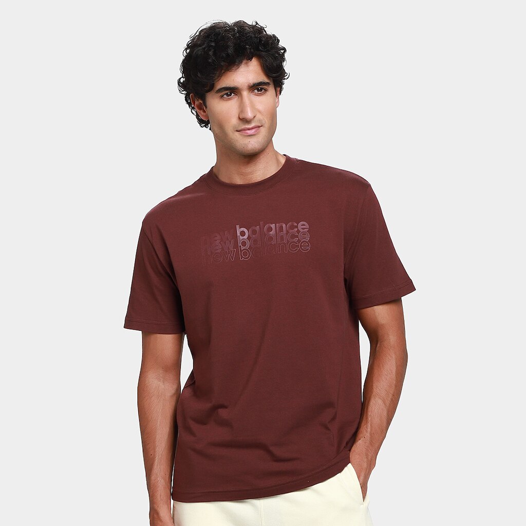Camiseta New Balance Layared Brand Read Masculina