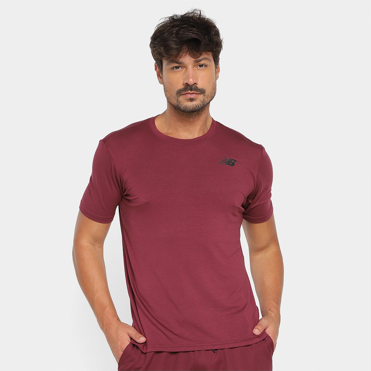 Camiseta New Balance Tenacity Logo Masculina Menor preço em Camiseta New Balance Tenacity Logo Masculina