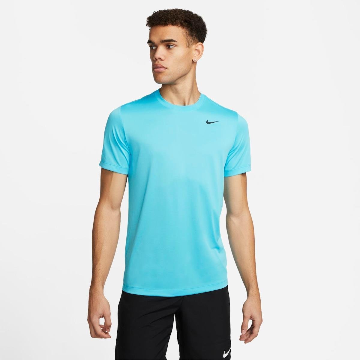 Camiseta Nike Dri-FIT Reset Masculina - Azul Menor preço em Camiseta Nike Dri-FIT Reset Masculina - Azul