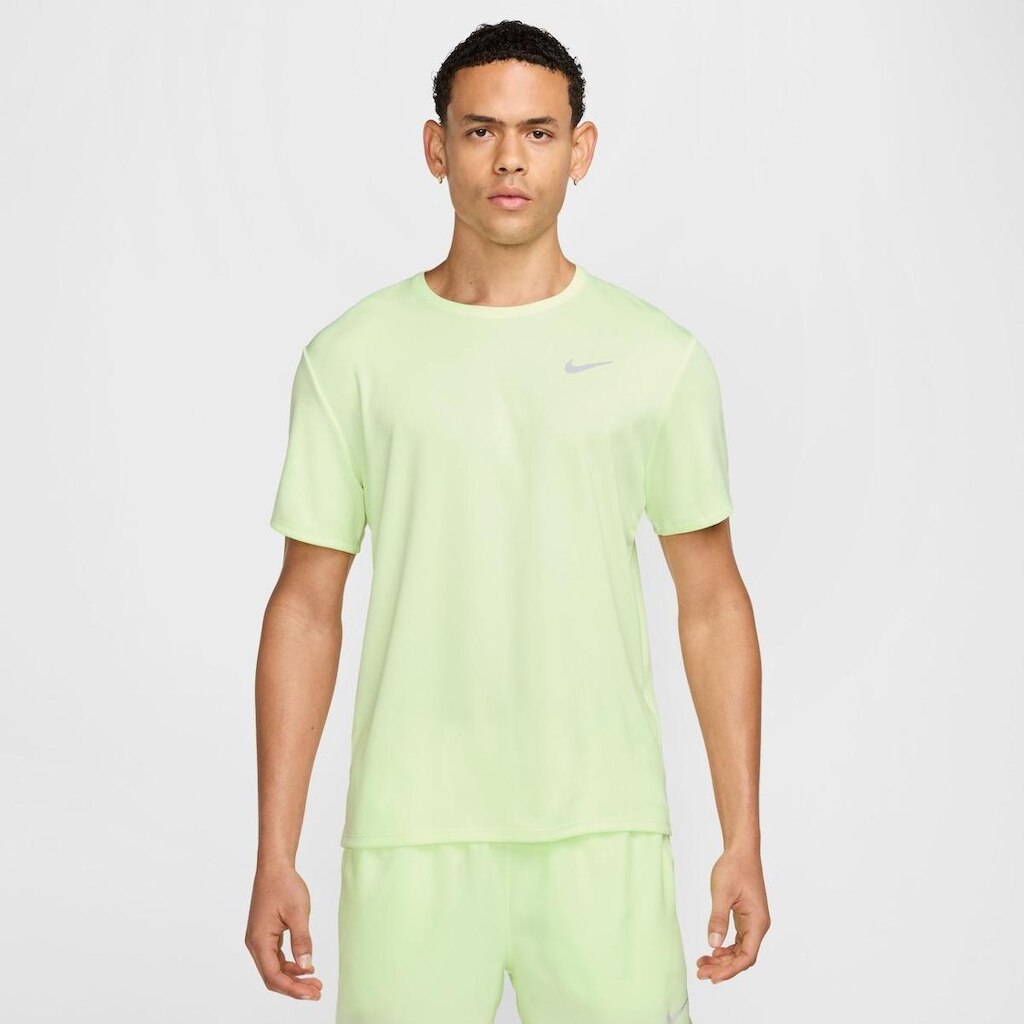 Camiseta Nike Dri-FIT UV Miller Masculina