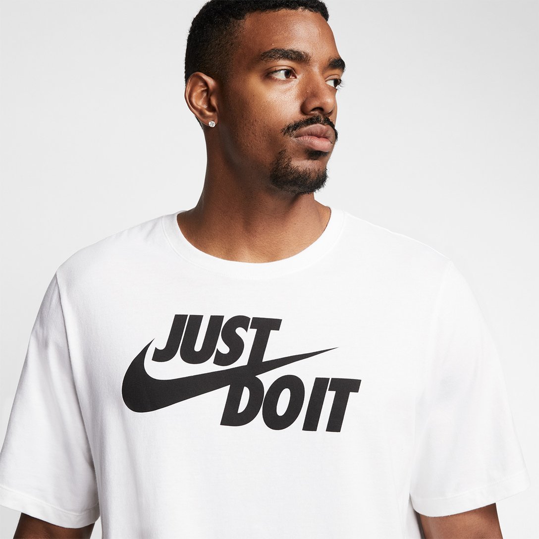 Camiseta Nike Estampa Just Do It Swoosh Masculina - Branco | Zattini