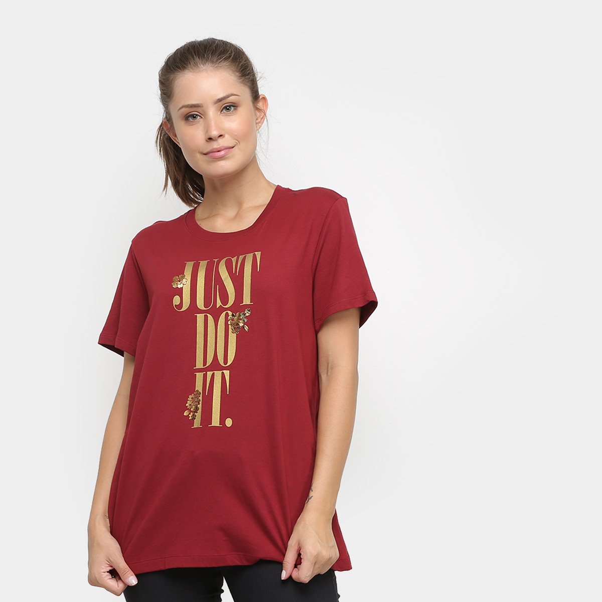 blusa nike vinho