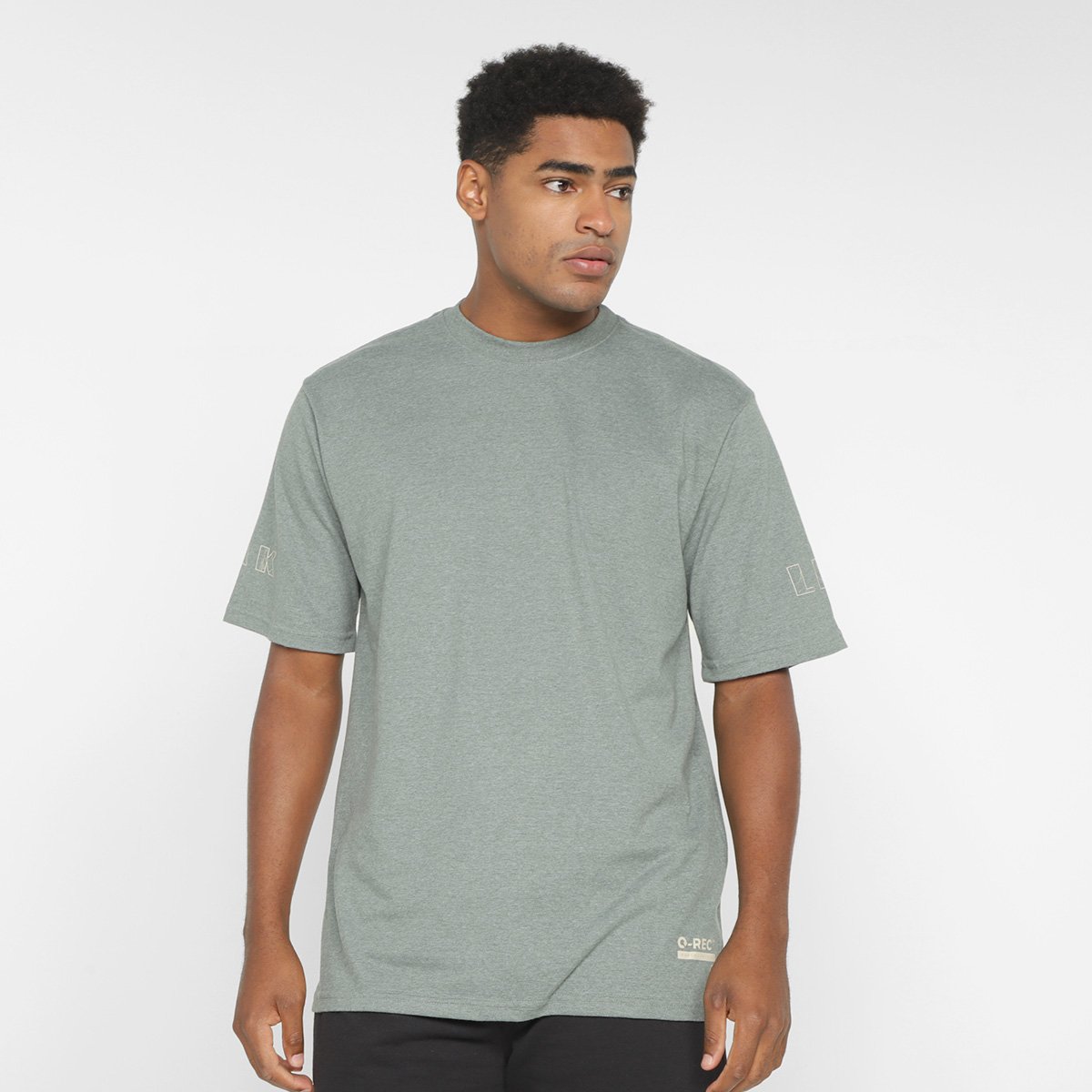 Camiseta Oakley Floral Oversized Masculina - Verde Menor preço em Camiseta Oakley Floral Oversized Masculina - Verde