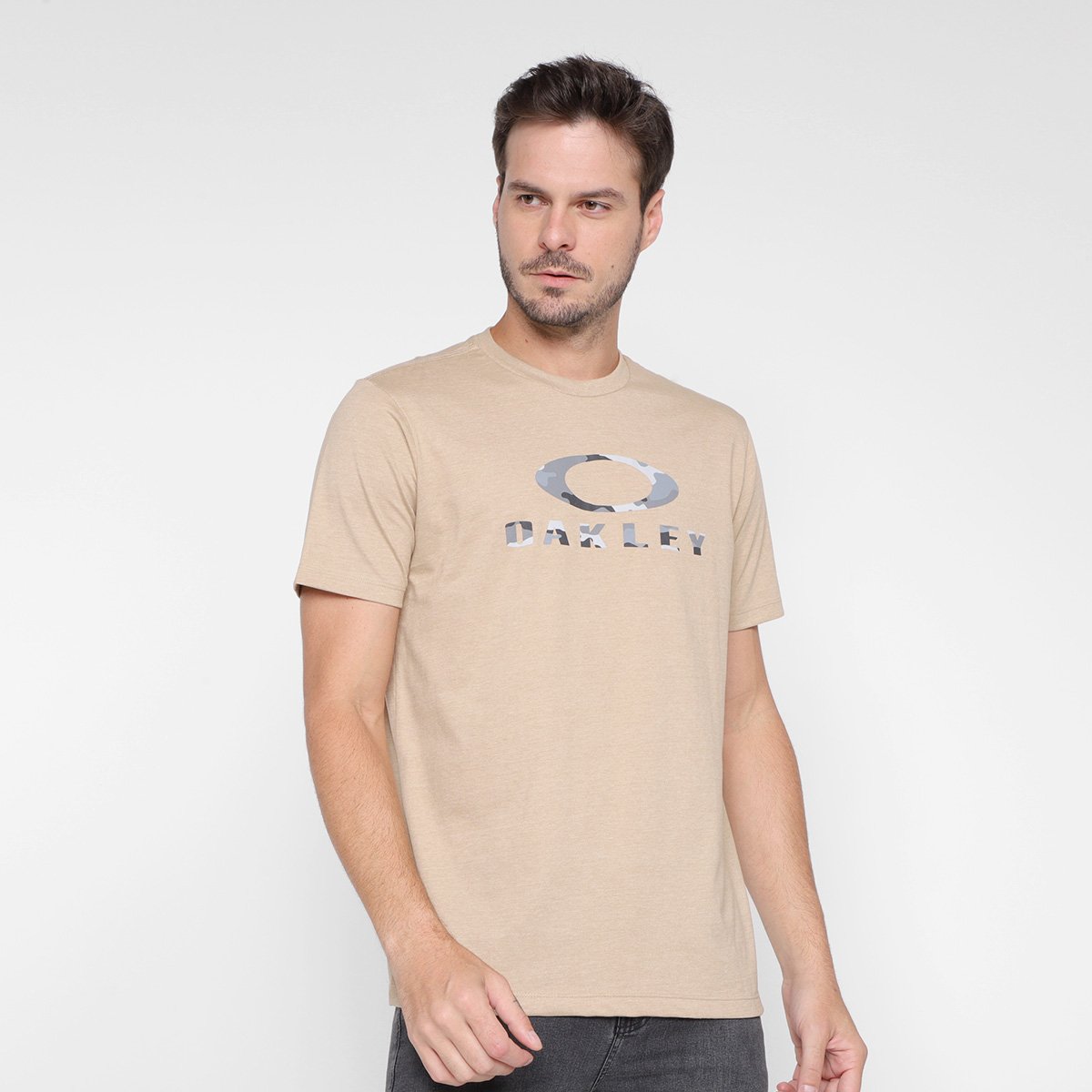 Camiseta Oakley Mod Camo Masculina - Âmbar Menor preço em Camiseta Oakley Mod Camo Masculina - Âmbar