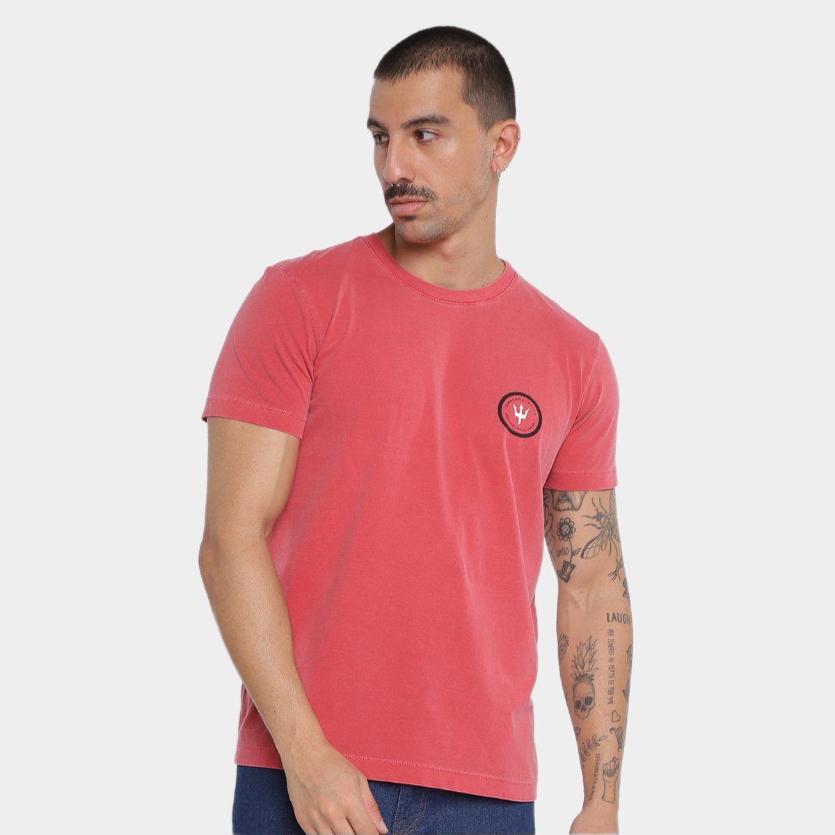 Camiseta Osklen Stone Surf Patch Masculina Menor preço em Camiseta Osklen Stone Surf Patch Masculina