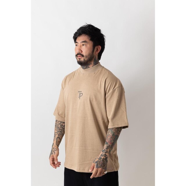Camiseta Oversized Gola Alta Classic Bege