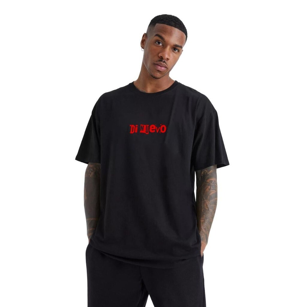 Camiseta Oversized Gola Redonda Visão Cria Black