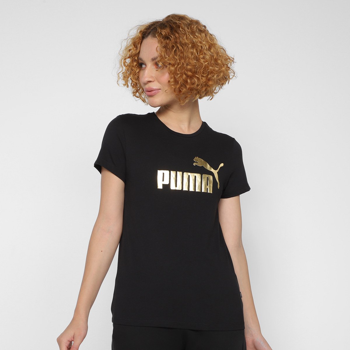 Camiseta Puma Metallic Logo Feminina Menor preço em Camiseta Puma Metallic Logo Feminina