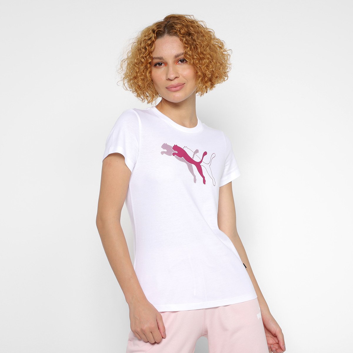 Camiseta Puma Power Graphic Feminina - Branco Menor preço em Camiseta Puma Power Graphic Feminina - Branco