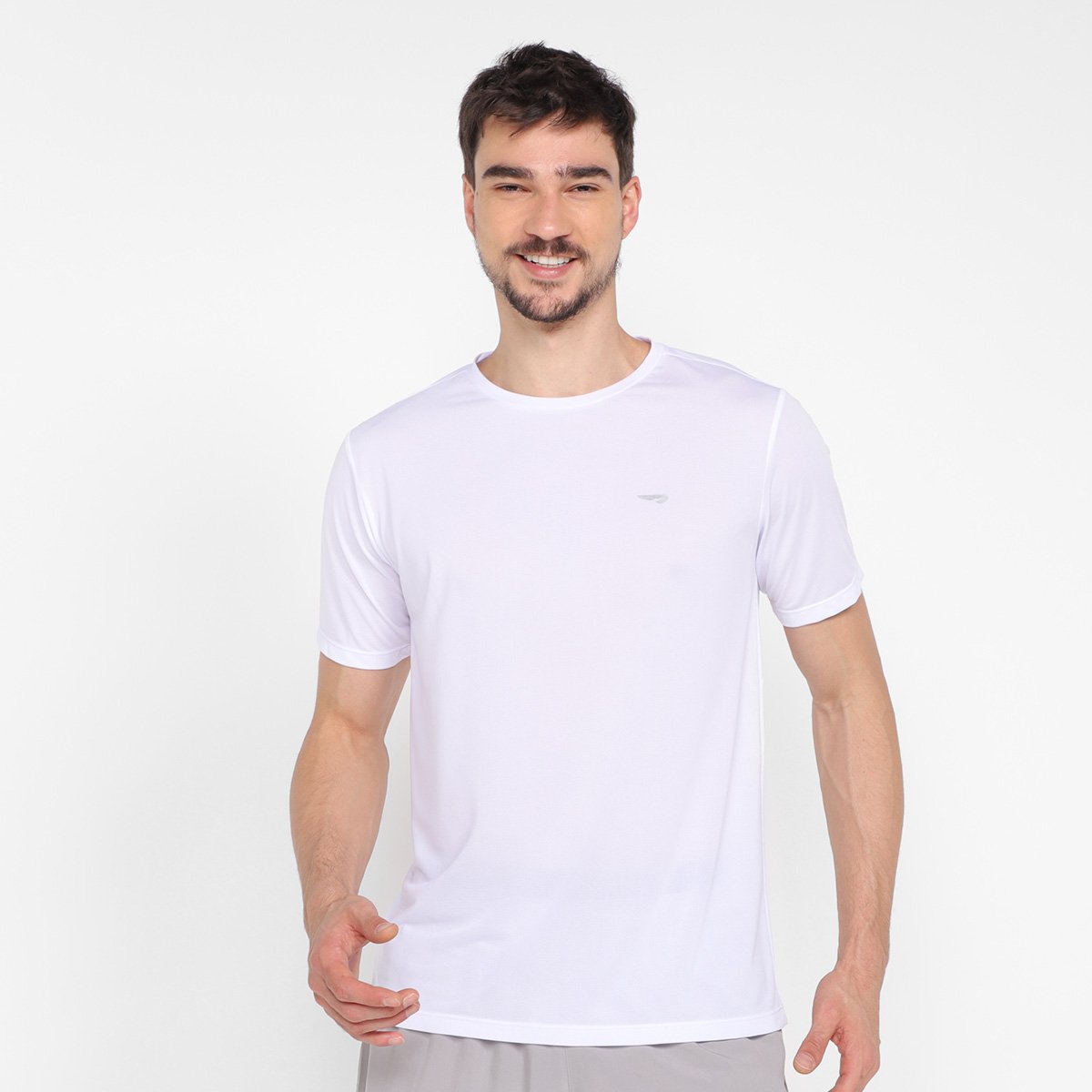 Camiseta Rainha Básica Masculina - Branco é ruim? Camiseta Rainha Básica Masculina - Branco é boa?