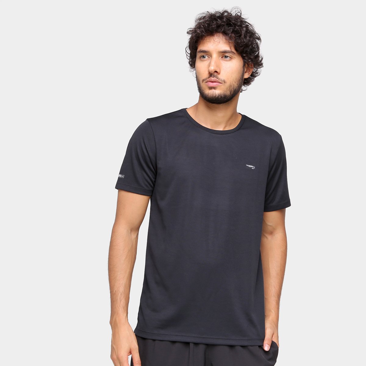 Camiseta Rainha Classic Iron Masculina - Preto Menor preço em Camiseta Rainha Classic Iron Masculina - Preto