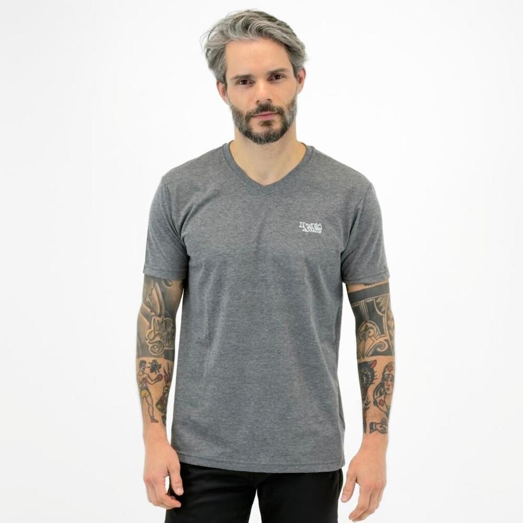 Camiseta Red Nose Básica Manga Curta Gola V Masculina