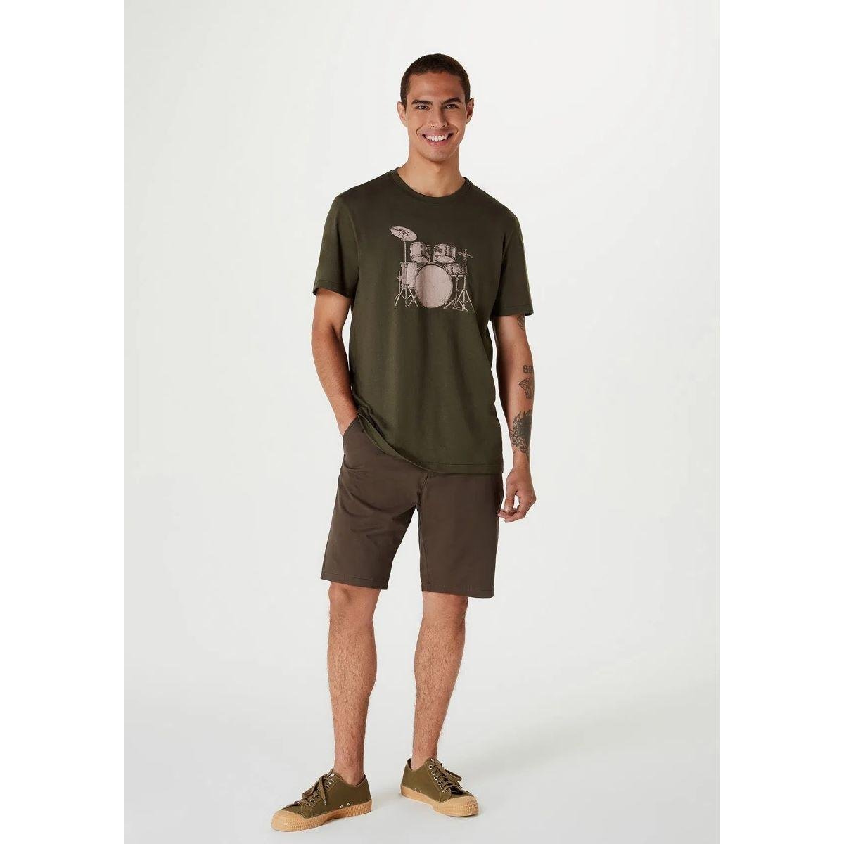 Camiseta Regular Estampada Hering Masculina. - Verde Menor preço em Camiseta Regular Estampada Hering Masculina. - Verde