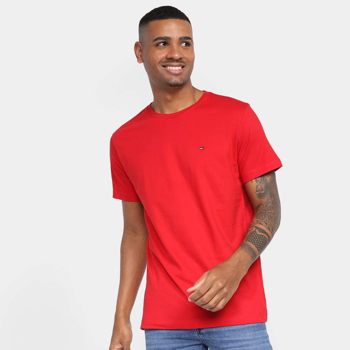 Camiseta Tommy Hilfiger Básica Masculina - Vermelho Menor preço em Camiseta Tommy Hilfiger Básica Masculina - Vermelho