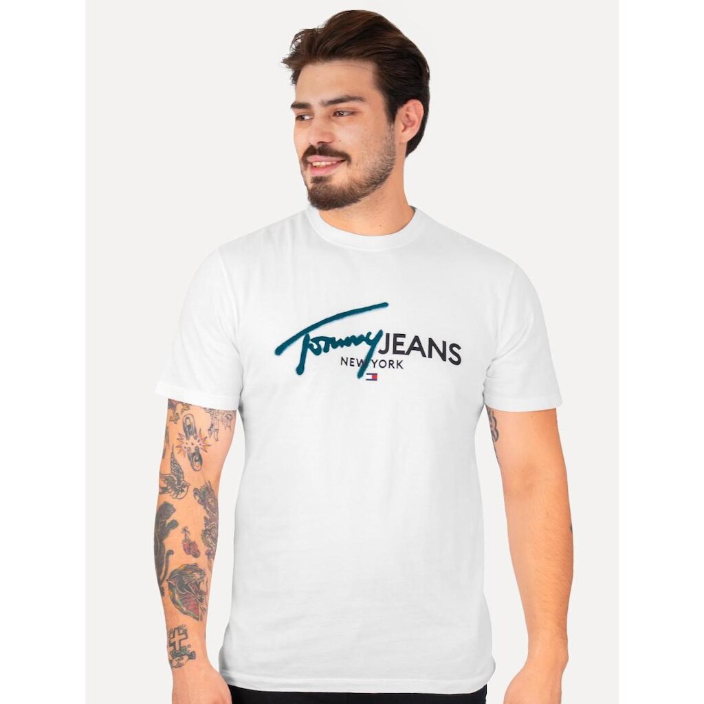 Camiseta Tommy Jeans Masculina Regular Spray Pop Logo Branca