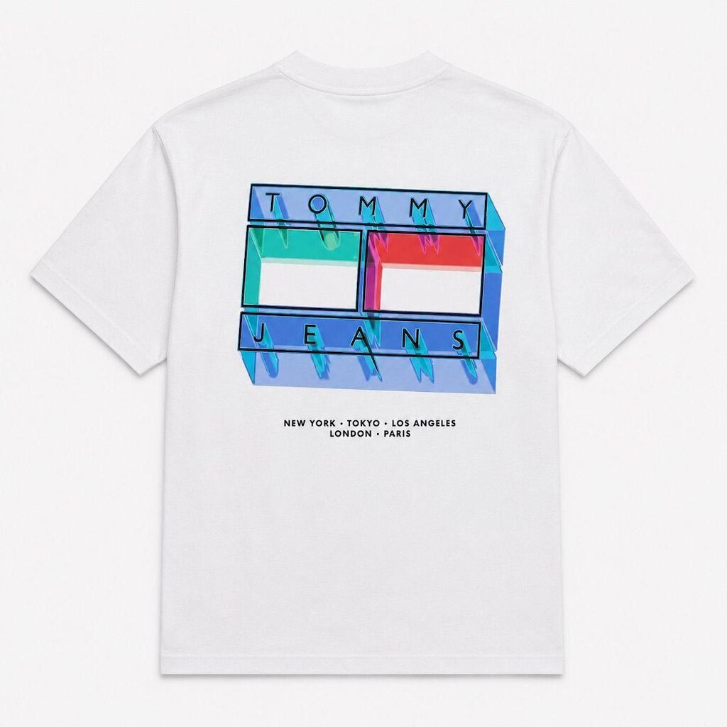 Camiseta Tommy Jeans Regular Dna Flag Masculina