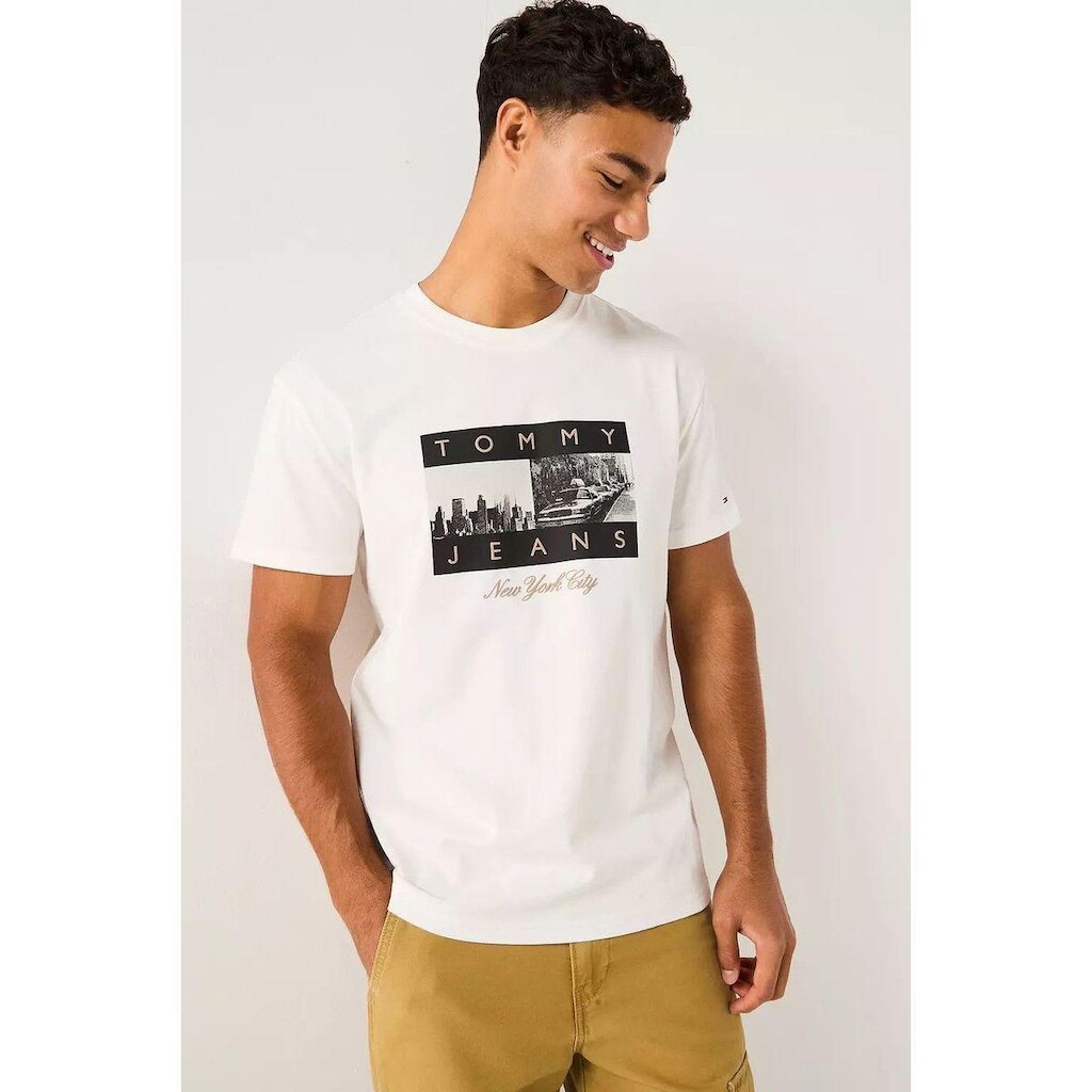 Camiseta Tommy Jeans Regular Reg Photo Flag Tee