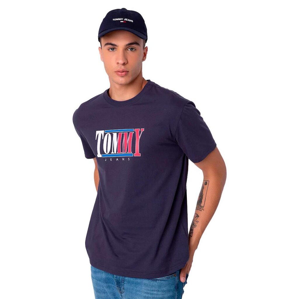 Camiseta Tommy Jeans RWB Centered Logo Azul Marinho