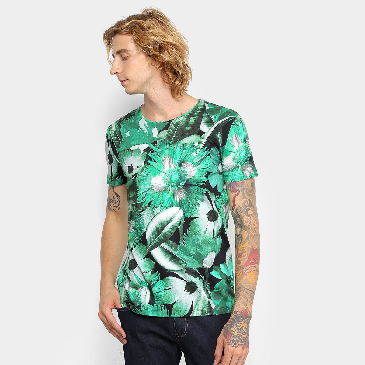 camiseta floral verde