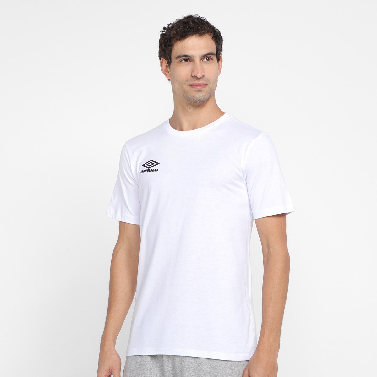 Camiseta Umbro Diamond Masculina Menor preço em Camiseta Umbro Diamond Masculina