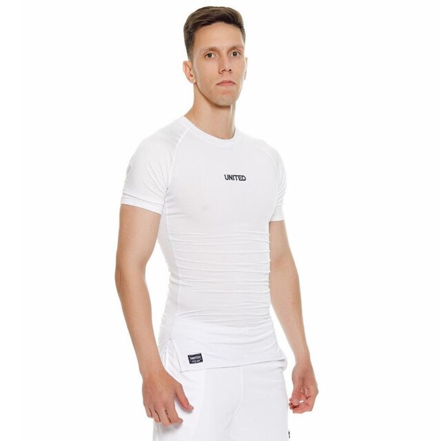 Camiseta United performance de compressão térmica Manga Curta Proteção Solar UV 50+